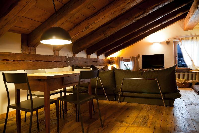 Svizzero Apartment